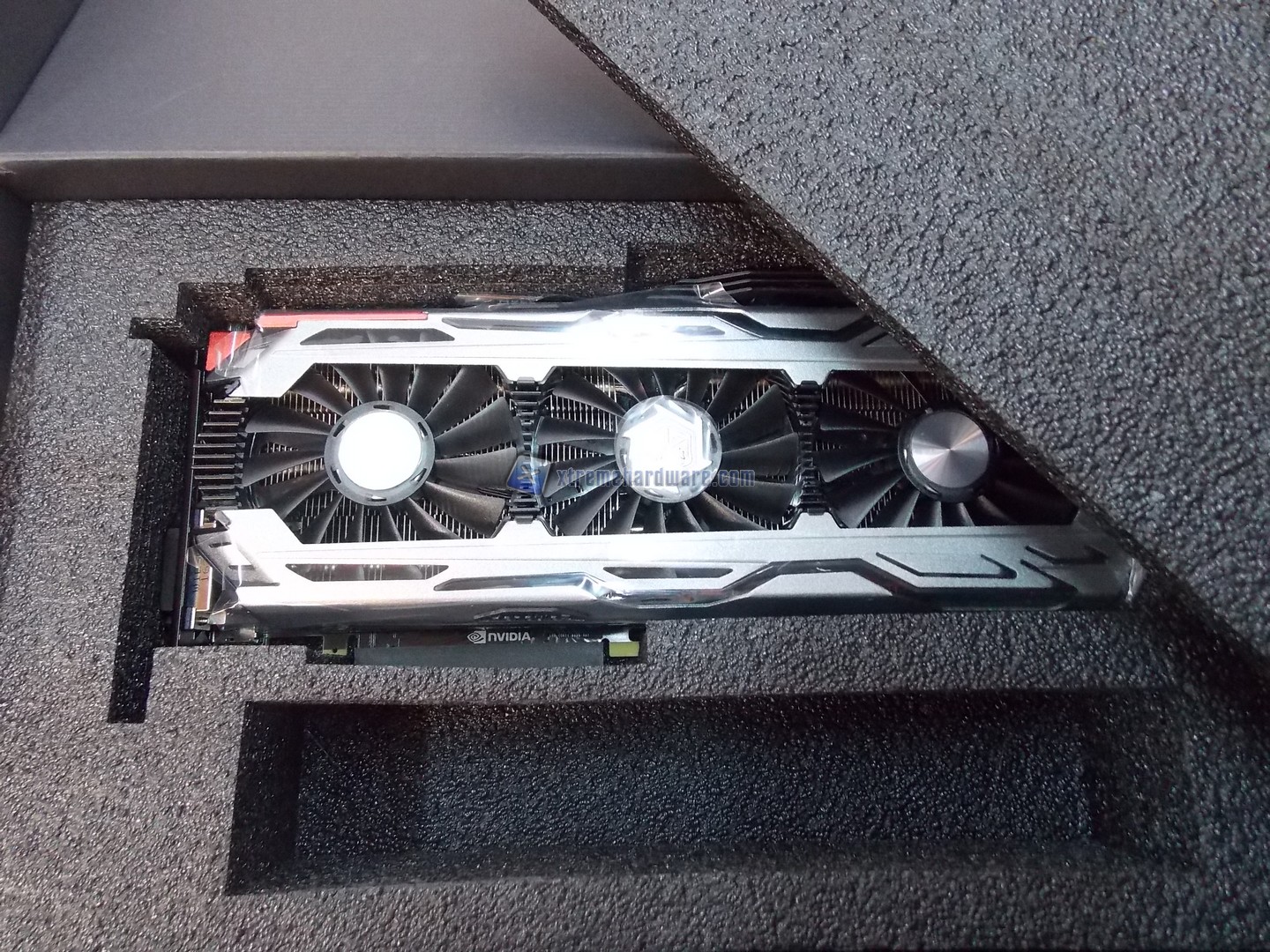 1070 Ichill X4 00013